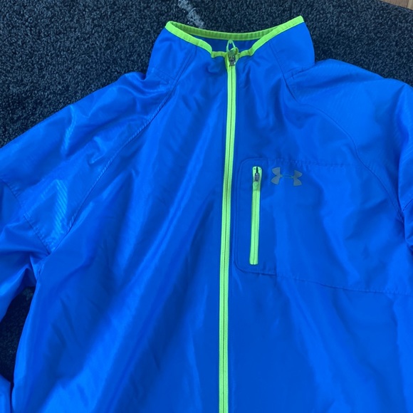 Under Armour running jacket (windbreaker) - Picture 2 of 3